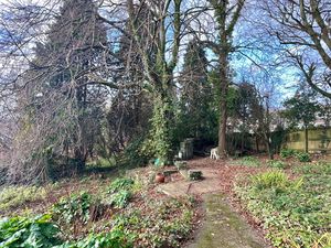 Photo 23- click for photo gallery